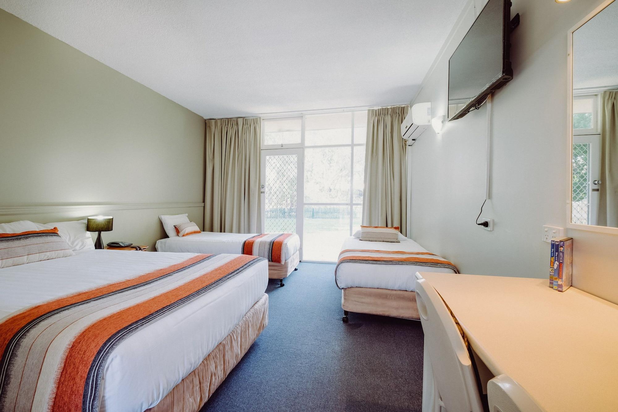 Artesian Spa Motel Мори Экстерьер фото